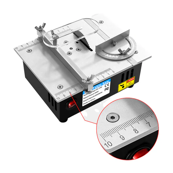 Mini Sierra con Guía de Precisión y Corte Ajustable 0°–90°